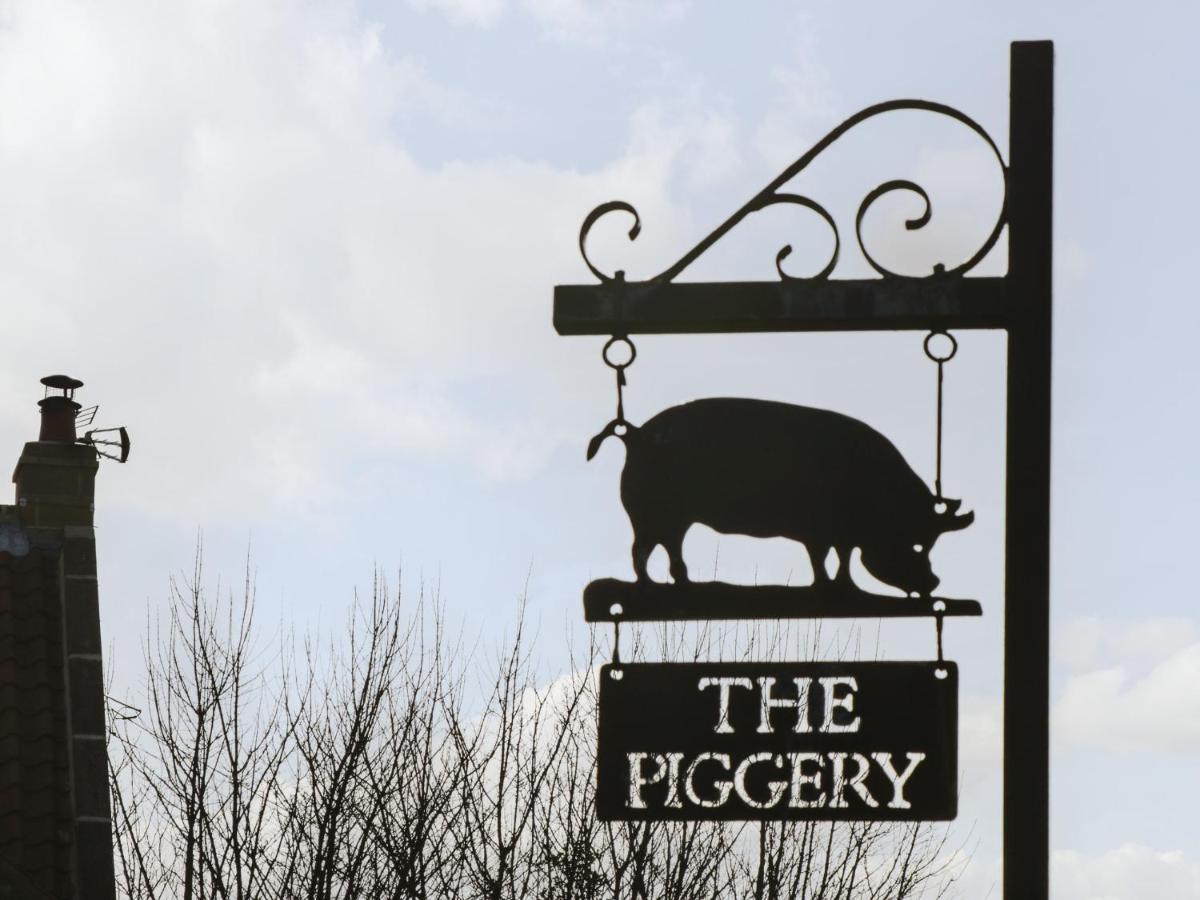 The Piggery Villa Whitby Exterior photo