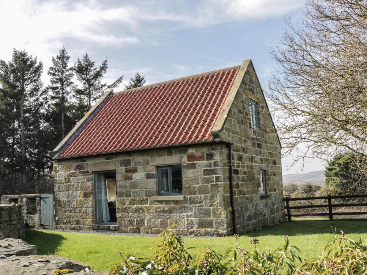 The Piggery Villa Whitby Exterior photo